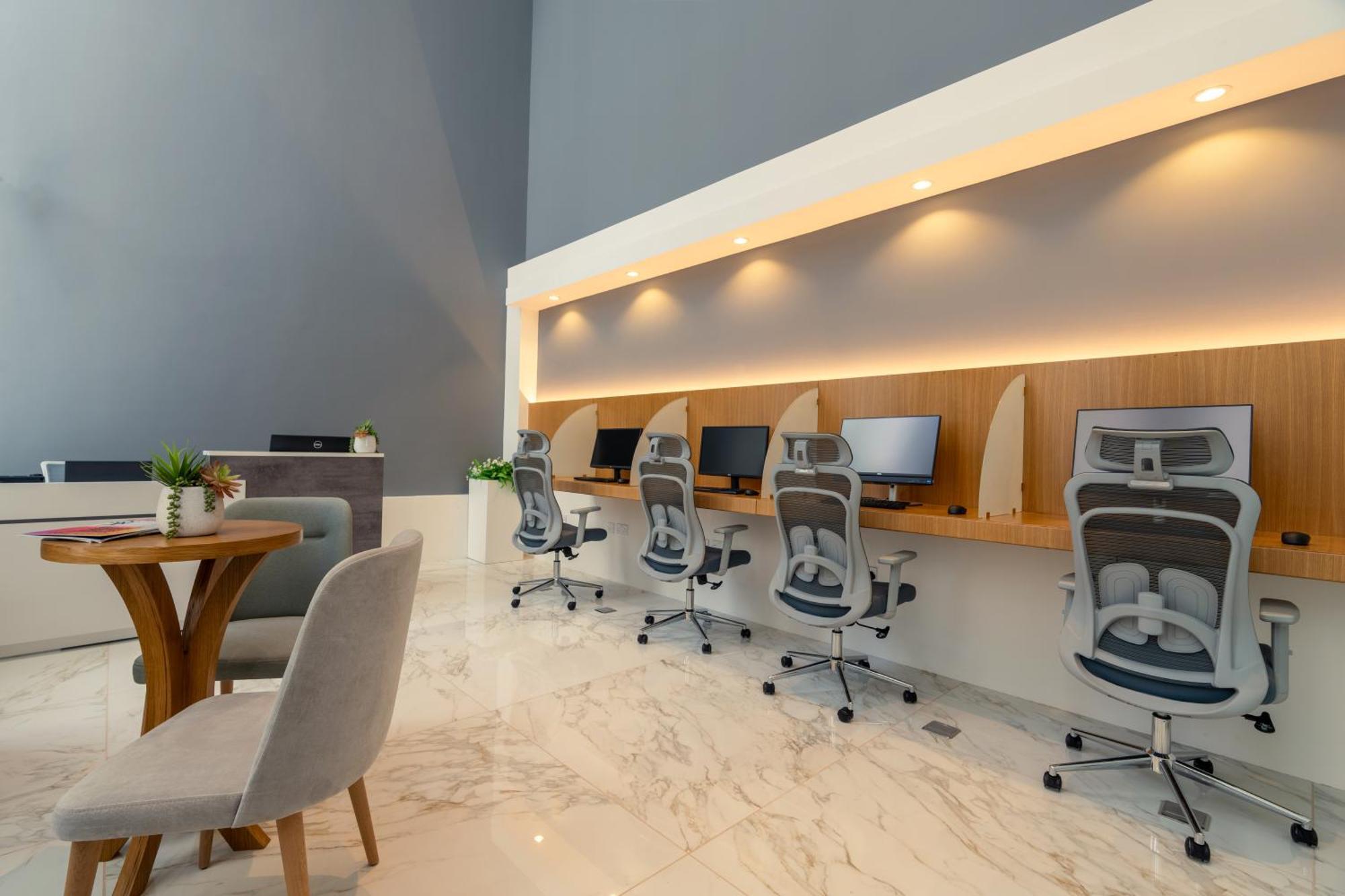 West Walk Retaj Hotel Al Rayyan Exterior photo